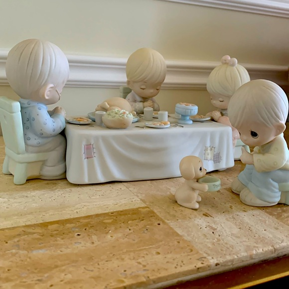 Precious Moments Thanksgiving We Gather together to ask the Lords Blessing - Picture 1 of 10